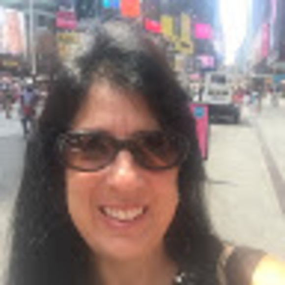 Meet your Posher, Maria - Picture 1 of 1